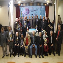 ماجرای امضای طلایی سه هنرمند در روز تولد سیاوش طهمورث و رضا بابک