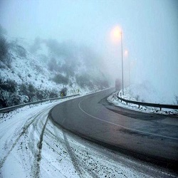جاده های شمال زمستانی شد / توصیه‌های مهم به رانندگان و مسافران