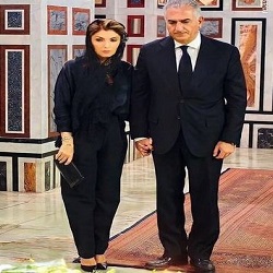 همسر رضا پهلوی هم اینجا حجاب سر کرد!