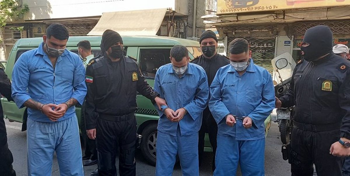 دستگیری اراذل و اوباش بی‌ام‌و سوارِ خیابان اندرزگو تهران