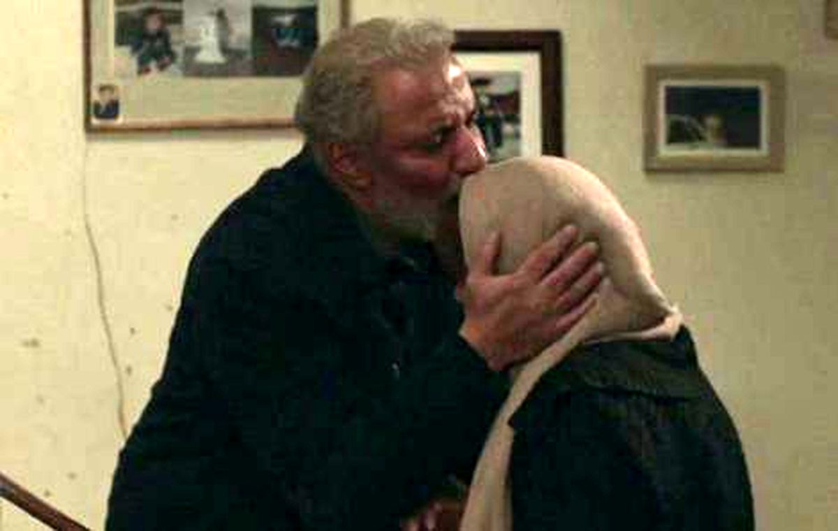 اولین بوسه زن و شوهری در سریال ایرانی؛ ساترا سانسور نکرد