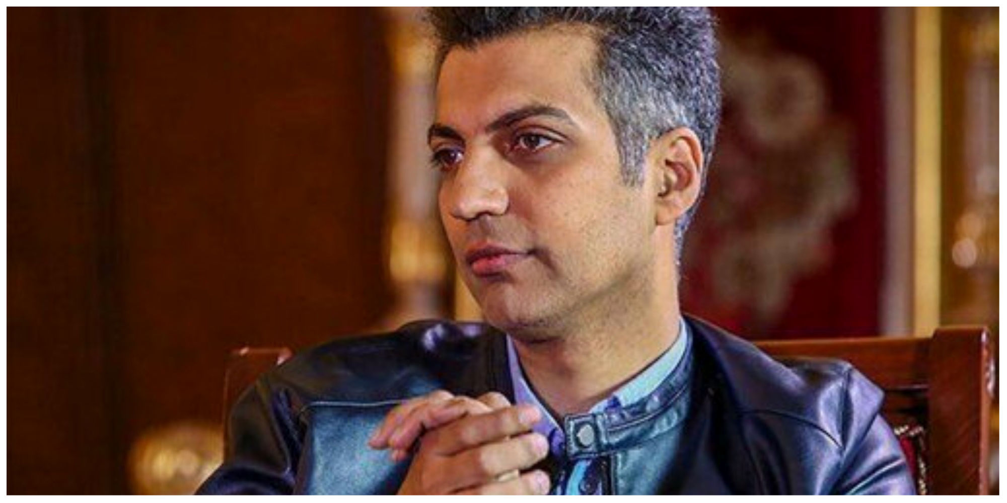 پوشش عجیب عادل فردوسی پور در مراسم ختم پدر خداداد عزیزی