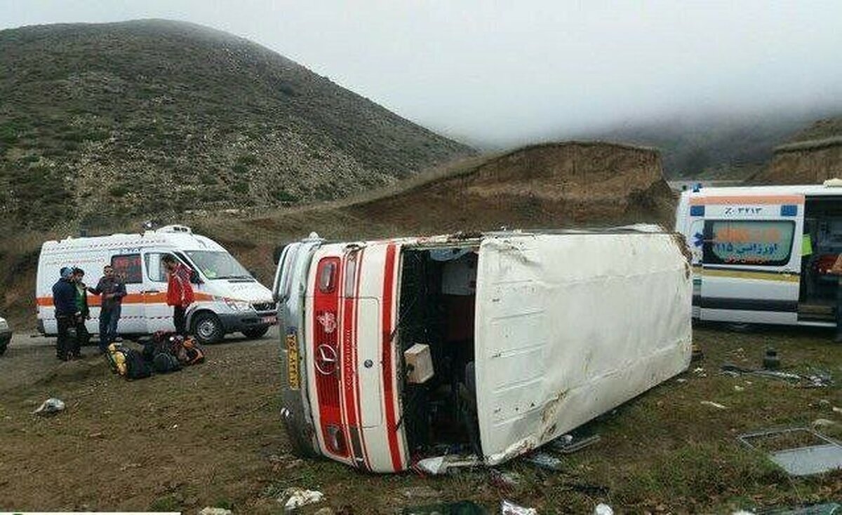 حادثه واژگونی مینی بوس کارگران معدن