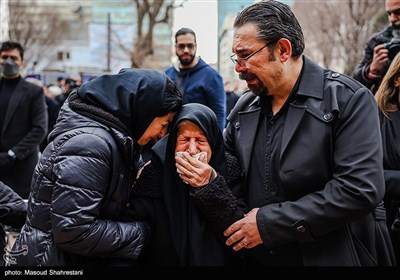 مراسم تشییع پیکر منوچهر والی‌زاده