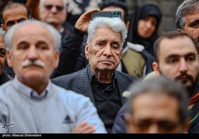 مراسم تشییع پیکر منوچهر والی‌زاده