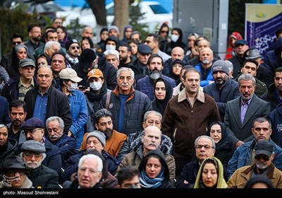 مراسم تشییع پیکر منوچهر والی‌زاده