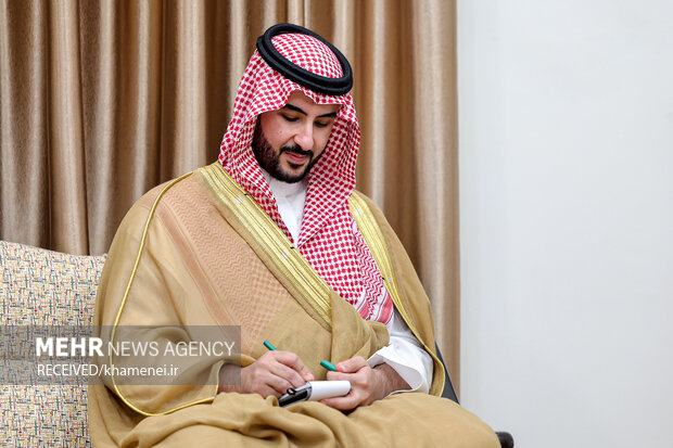 تقدیم پیام پادشاه عربستان به رهبر معظم انقلاب
