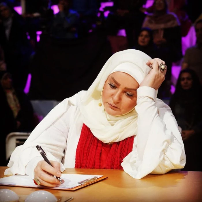 نعیمه نظام دوست