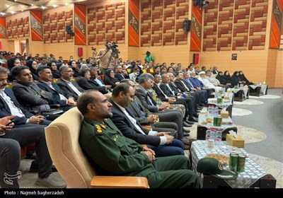 تکریم معلمان نمونه هرمزگان