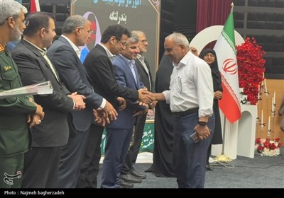 تکریم معلمان نمونه هرمزگان