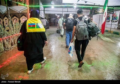 عبور شبانه زائران اربعین حسینی از مرز خسروی