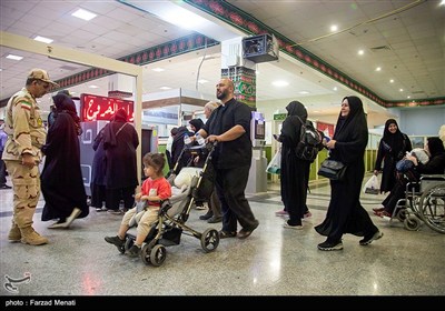 عبور شبانه زائران اربعین حسینی از مرز خسروی