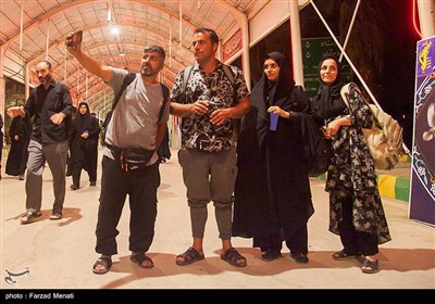 عبور شبانه زائران اربعین حسینی از مرز خسروی