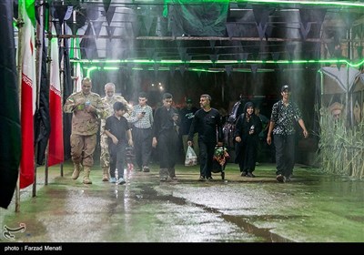 عبور شبانه زائران اربعین حسینی از مرز خسروی