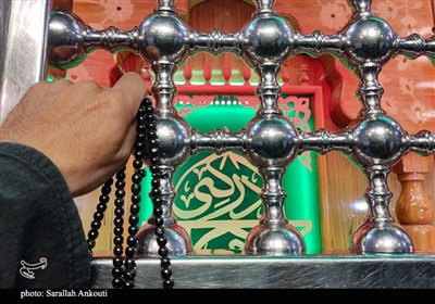 حال و هوای معنوی مسجد کوفه و سهله در ایام اربعین حسینی